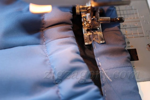 Открытый участок на поясе зашиваем на швейной машине