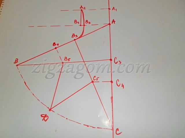 Места пересечения перпендикуляров с линиями треугольников соединяем с т.Д